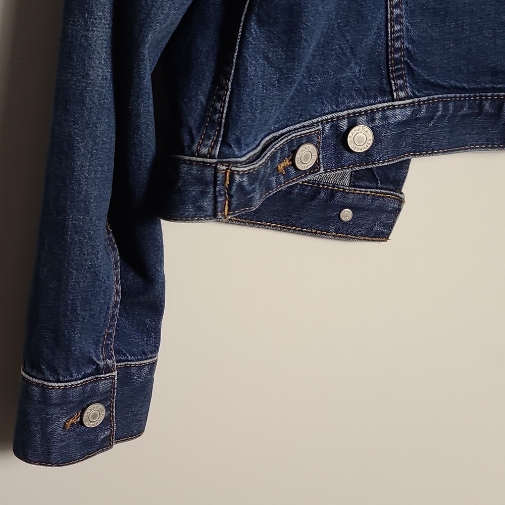 BANANA REPUBLIC Clean Classic Mediun Wash Blue Jean Jacket Size Small - Picture 13 of 16